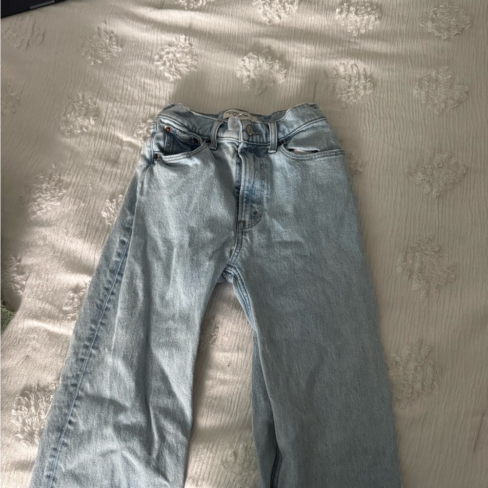 Abercrombie 90s relaxed jeans